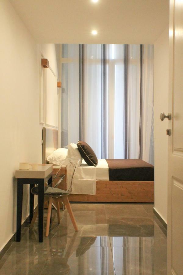 Be Italian Flat Piazza Bovio 22 Hotell Neapel Exteriör bild