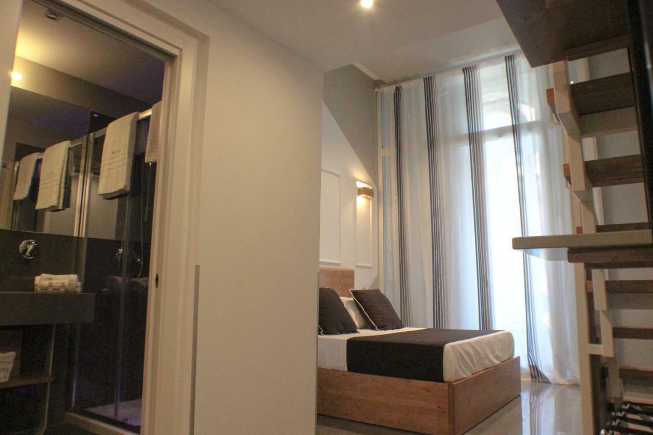 Be Italian Flat Piazza Bovio 22 Hotell Neapel Exteriör bild