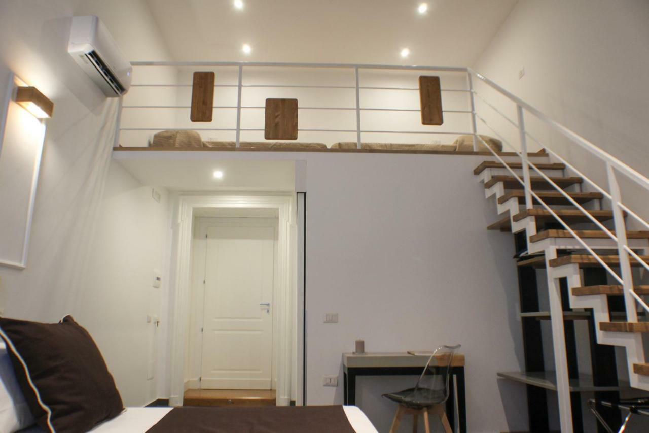 Be Italian Flat Piazza Bovio 22 Hotell Neapel Exteriör bild
