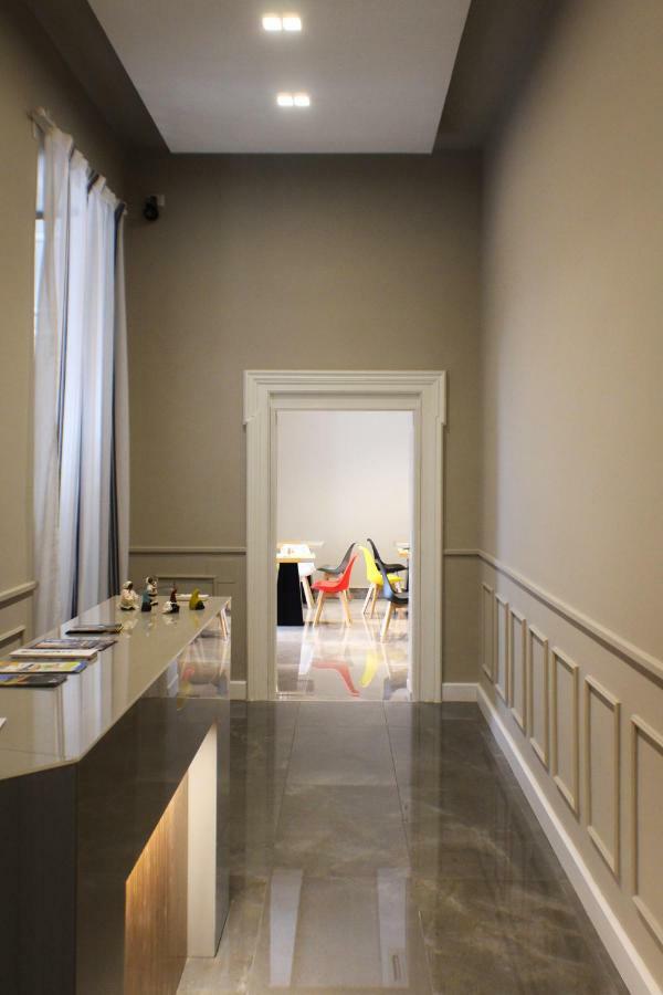 Be Italian Flat Piazza Bovio 22 Hotell Neapel Exteriör bild