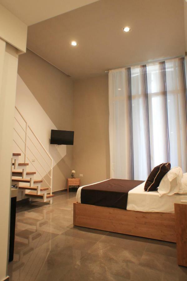 Be Italian Flat Piazza Bovio 22 Hotell Neapel Exteriör bild