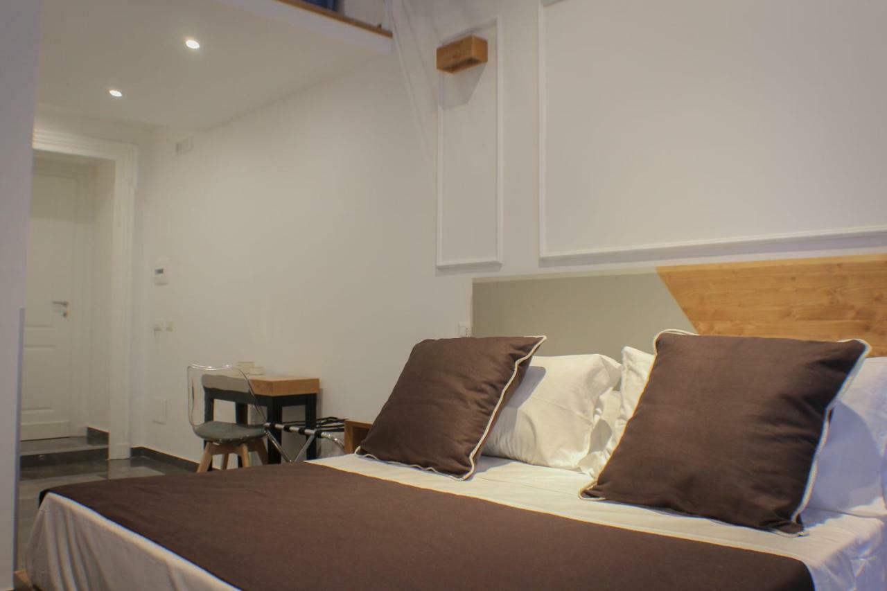 Be Italian Flat Piazza Bovio 22 Hotell Neapel Exteriör bild
