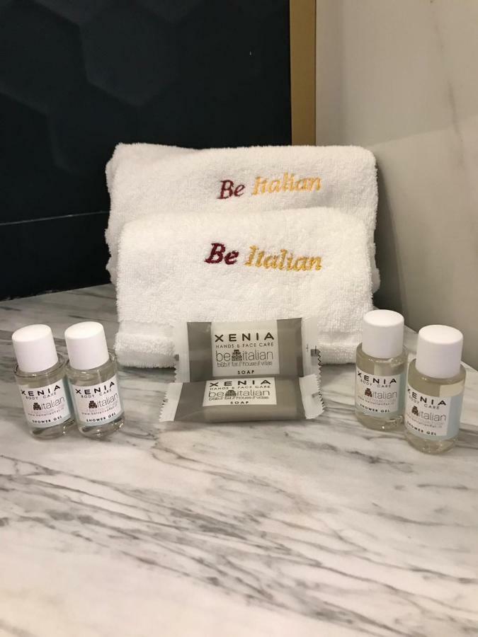 Be Italian Flat Piazza Bovio 22 Hotell Neapel Exteriör bild